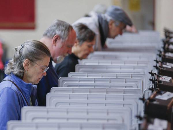 La meta es visitar 210,000 hogares hispanos, pidiendo a la comunidad participar, ya que su voto puede ser decisivo en un estado clave como Georgia.