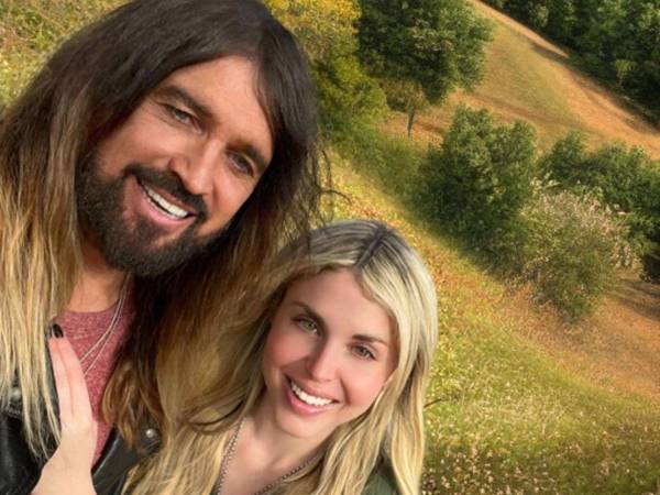 Billy Ray Cyrus y Firerose se casaron en octubre de 2023.