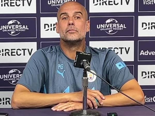 Pep Guardiola elogio a los jugadores jóvenes del FC Barcelona y resaltó la importancia de la cantera.