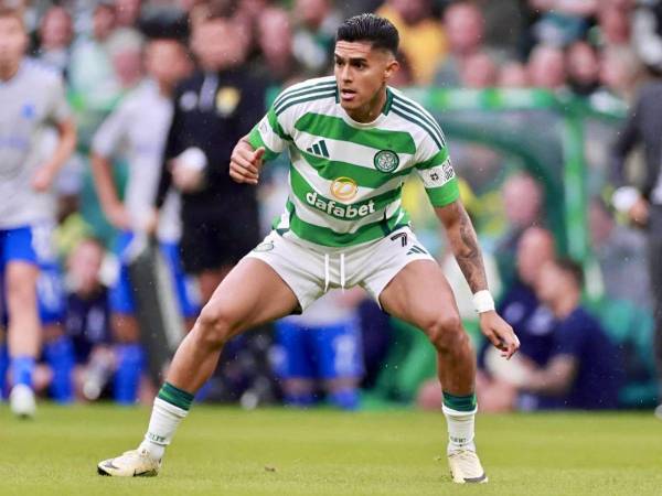 Luis Palma apenas registra 41 minutos con Celtic en la actual temporada por Liga de Escocia.