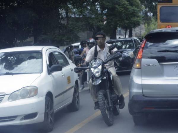 Uno de los principales problemas es que los motociclistas no toman medidas de prevención y muchos no portan licencia de conducir.