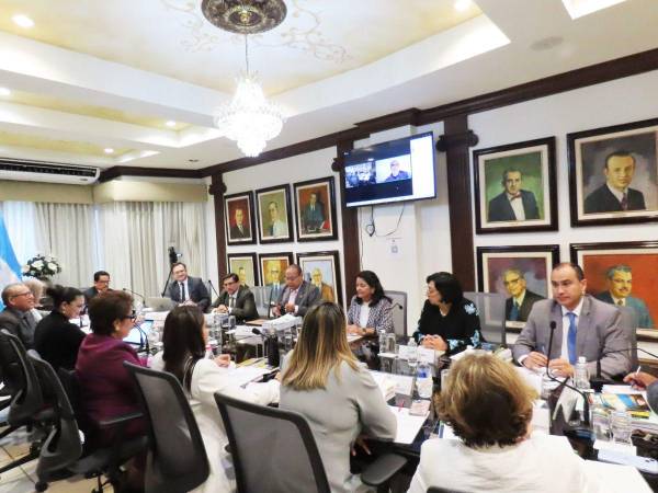 De 15 magistrados presentes en la votación, diez de ellos de afiliación liberal y de Libre votaron a favor de que sea declara como constitucional la Amnistía Política.