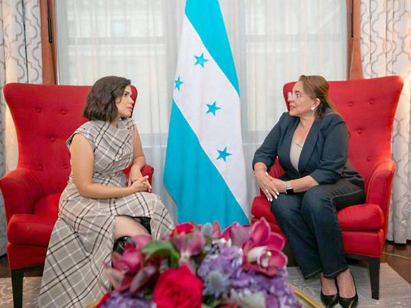 Ferrera reafirmó su compromiso de apoyar a Honduras en la defensa de los migrantes.