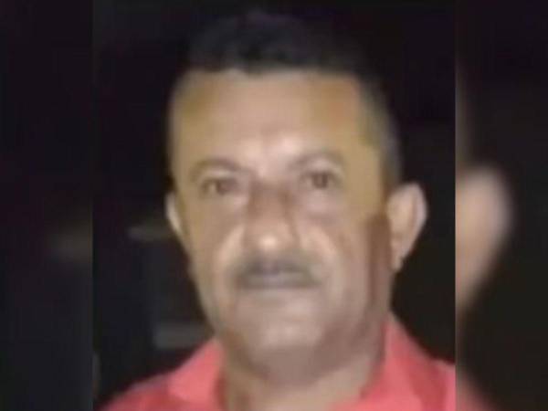 Julio Ortiz fue acribillado en el patio de su casa.