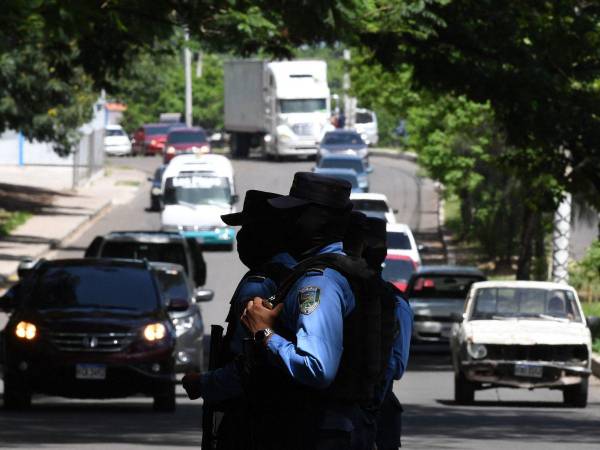 Honduras no está en guerra. Pero como ocurre en los países en conflicto, miles de familias han abandonado sus hogares para escapar de la violencia.