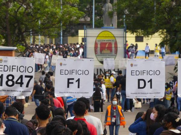 Los aspirantes del primer proceso de admisión del 2025 probarán la nueva PAA que propone la UNAH junto con la evaluación vocacional.