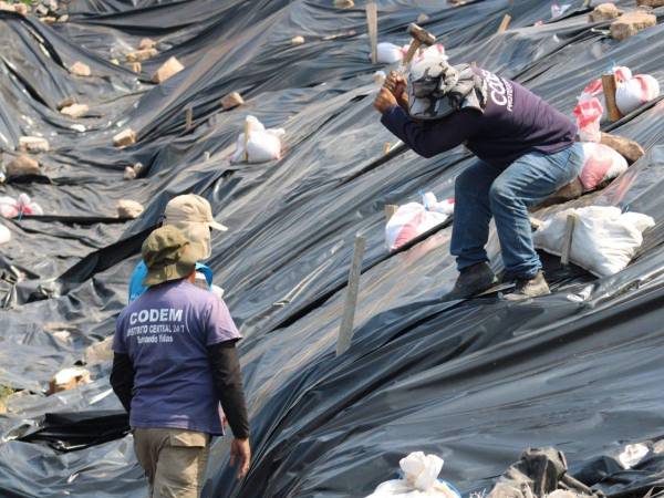 La comuna realiza trabajos de mantenimiento en la zona de desastre junto a estudios previos para implementar un sistema de drenaje con la ayuda de la cooperación japonesa.