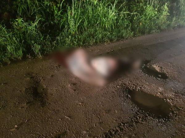 El cuerpo del hombre fue abandonado en una calle de la colonia Universidad en Tocoa.