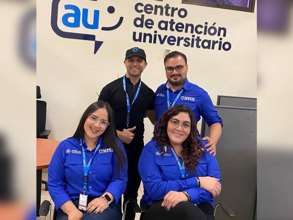 <i>La UJCV cuenta con un Centro de Atención al Universitario ( CAU) donde los estudiantes de UJCV en todos los niveles obtienen acompañamiento permanente.</i>