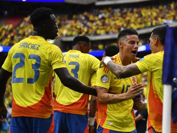 Colombia derrotó 2-1 a Paraguay en su debut en Copa América 2024. James Rodríguez aportó con dos asistencias.