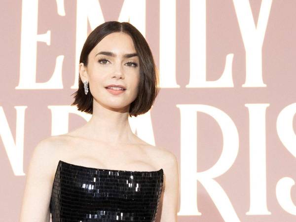 Su papel en ”Emily en París” ha hecho a Lily Collins aún más popular a nivel internacional.