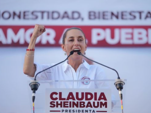 Claudia Sheinbam Pardo es miembro fundador del partido Morena y fue jefa de Gobierno de la Ciudad de México.