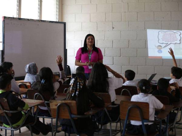 Muy activos los niños de la Escuela Club de Leones Número 1.