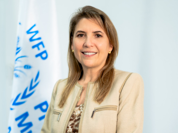 Stephanie Hochstetter, directora del Programa Mundial de Alimentos (PMA), afirmó que la entrega de merienda escolar está completamente relacionada con la matrícula.