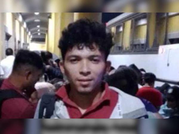 Elvin Moreira era un joven hondureño, de 22 años, que salió de su país en busca de una mejor vida.