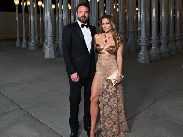 Después de dos años de matrimonio, Jennifer López y su esposo, Ben Affleck, oficializaron su separación luego que la cantante presentara la demanda de divorcio el pasado 20 de agosto.