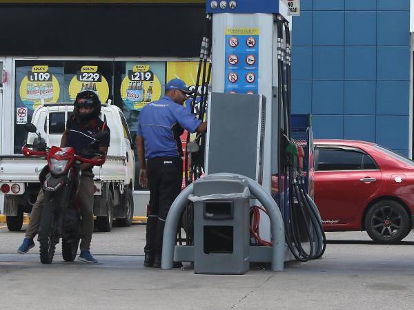 De 4.48 lempiras es el cobro por el flete terrestre hacia la capital para la gasolina superior de 97 octanos, siendo Honduras el primer país de Centroamérica en comercializarla.