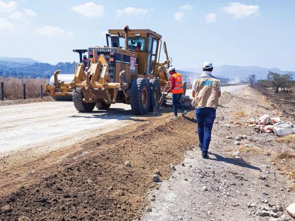 El proyecto pavimentación de concreto hidráulico comenzó hace dos meses.