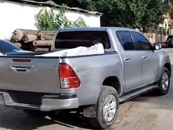 Los tres cadáveres fueron trasladados hacia la morgue en San Pedro Sula, en donde permanecen como desconocidos.