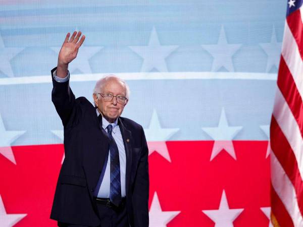 Sanders, de 83 años, se impuso así al aspirante republicano Gerald Malloy.