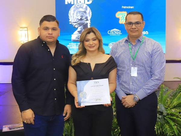 En la novena edición de los reconocimientos Top of Mind en los que UTH ha sido reconocida en el primer lugar de su categoría por dos años consecutivos.