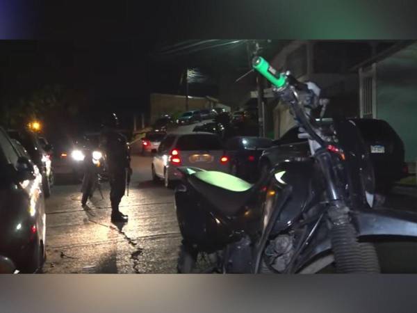 El joven murió de un impacto de bala en Residencial Honduras.