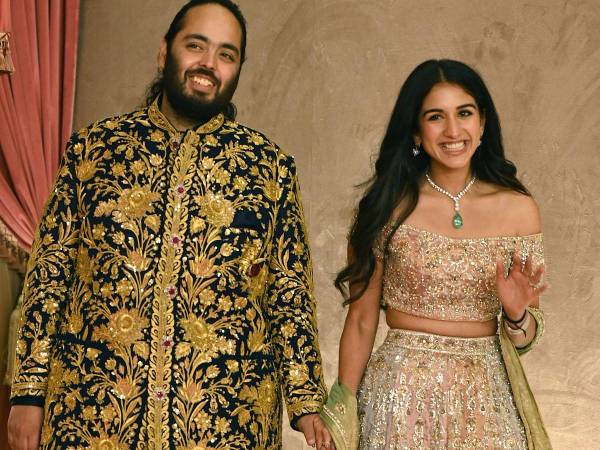 Desde marzo de 2024, los nombres de Anant Ambani y Radhika Merchant no han dejado de sonar por internet, pues no solo son una de las parejas más adorables, también son miembros de una de las familias más ricas del continente asiático.