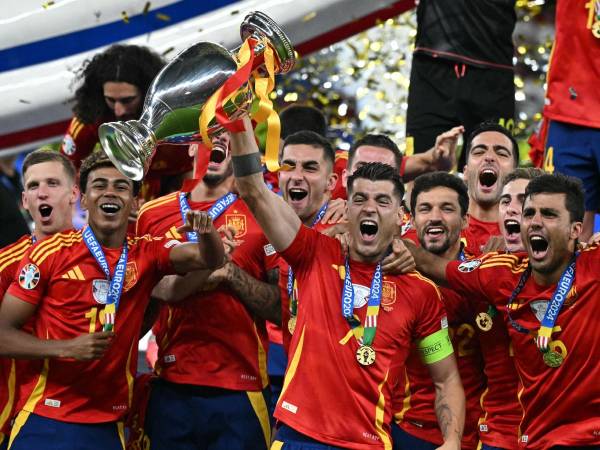 ¡España es campeón de la Eurocopa 2024! La Furia Roja derrotó 2-1 a Inglaterra.