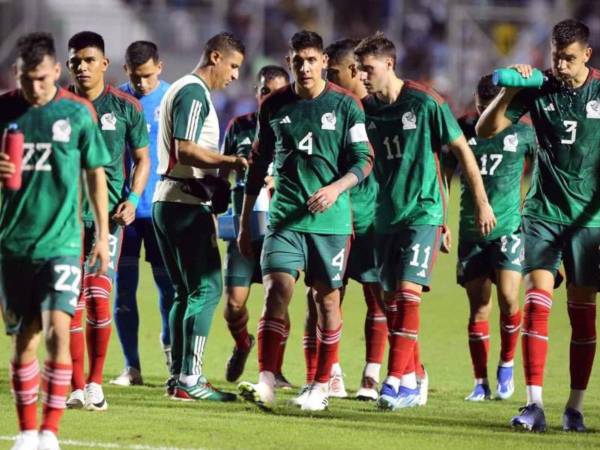 México pierde a futbolista para el crucial juego ante Honduras en Nations League.