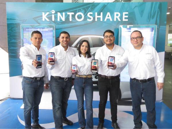 El equipo de Kinto Corporativo, de Grupo Flores, durante el lanzamiento de la aplicación en San Pedro Sula.