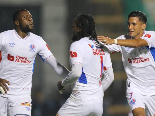 Los goles de José García y Yustin Arboleda de Olimpia sobre a Motagua