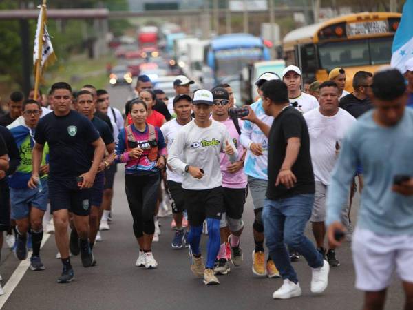 Este miércoles el influencer llegó hasta la entrada de la capital hondureña.