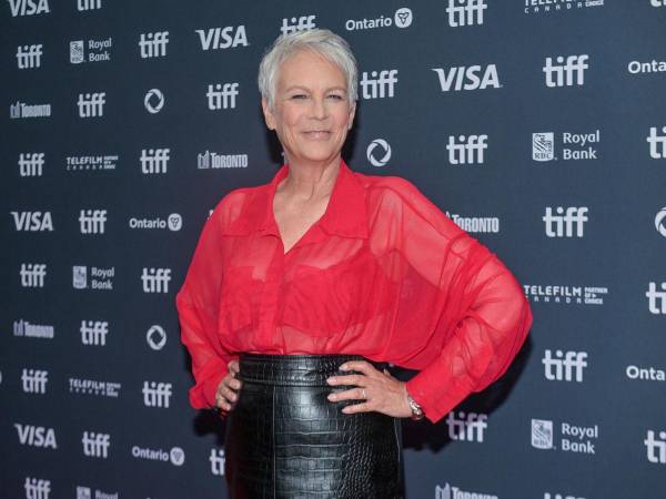 La actriz Jamie Lee Curtis dice que con Donald Trump los derechos humanos de los grupos vulnerables están en riesgo. Curtis ya no usará la red social de uno de los principales aliados del que será el nuevo presidente de EUA.