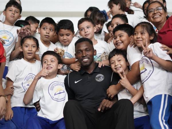 Alberth Elis reveló cuándo regresará a las canchas y podrá competir profesionalmente.