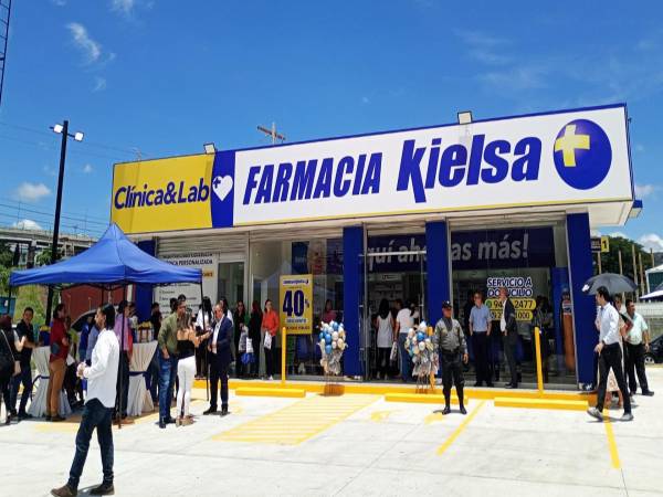 La más amplia gama de medicamentos, una clínica con laboratorio es lo que encuentra en la nueva Farmacias Kielsa colonia El Prado.