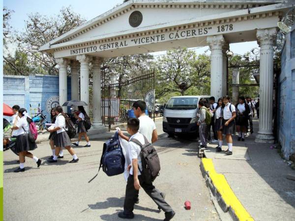 El emblemático Instituto Central Vicente Cáceres ha formado a miles de hondureños en más de un siglo, hasta presidentes del país.