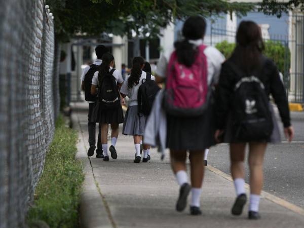 Los colegios dan tutorías para evitar repitentes, mientras la única recuperación del año pondrá a prueba a los alumnos en noviembre.