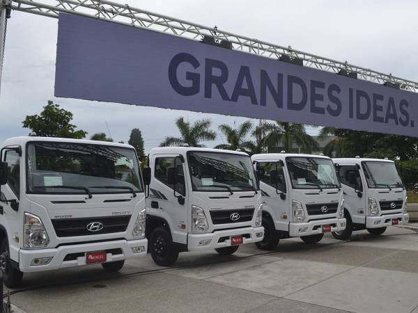 Los modelos EX6, EX8 y EX10 de Hyundai Vehiculos Comerciales disponibles en Excel.