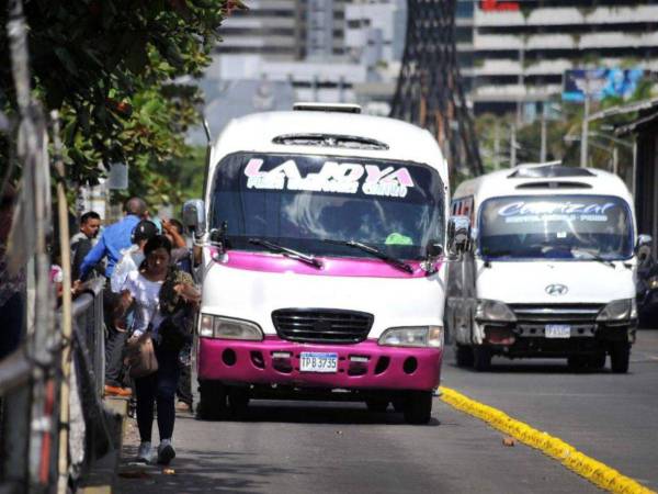 Con el bono compensatorio, el gobierno subsidia un millón de usuarios del transporte público urbano en cuatro ciudades de Honduras.