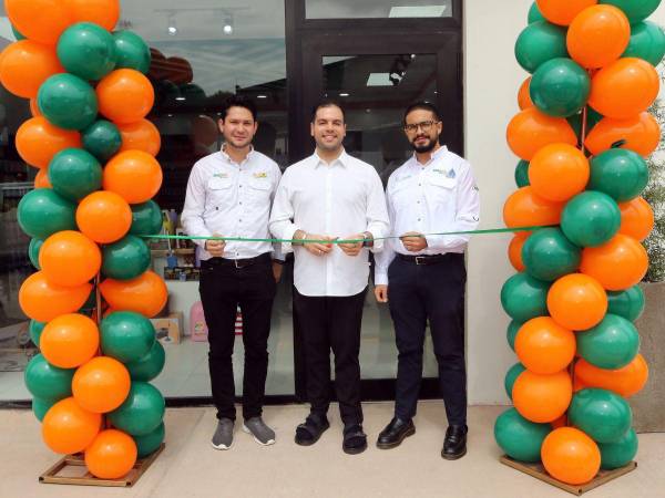 Así se llevó a cabo la apertura de la tienda #74 de Macdel Express, que afortunadamente lleva sus productos a cada rincón, a lo largo y ancho de nuestro territorio nacional.