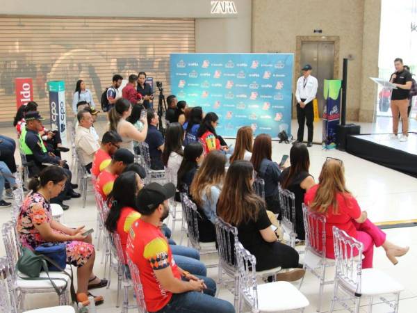 EL HERALDO reafirma su compromiso con el lanzamiento de la decimotercera edición de la Vuelta Ciclística de Tegucigalpa 2024. Así fue el lanzamiento este jueves en la capital hondureña.