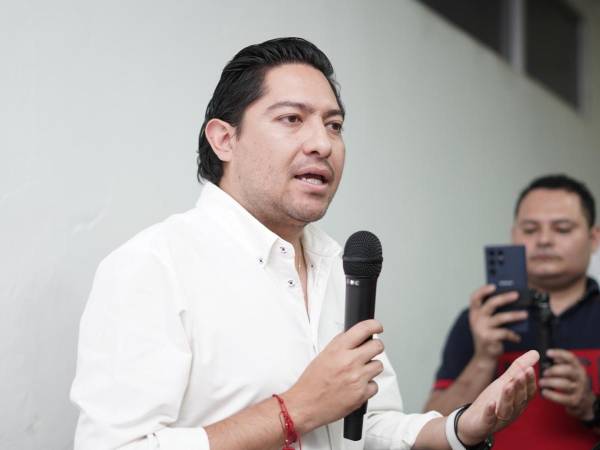 Julio “El Profe” Ibáñez es periodista de TUDN y se encuentra en el país dando cobertura al Honduras-México.