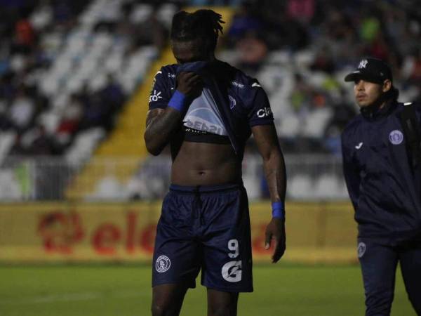 Rubilio Castillo anotó un doblete, pero no le ajustó a Motagua para ganar y ser líder.