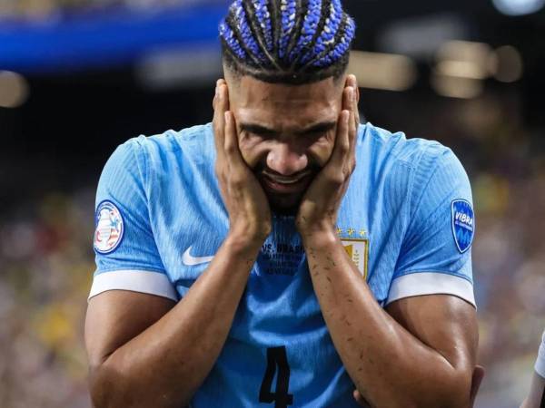 Ronald Araújo se lesionó con Uruguay en la Copa América 2024.