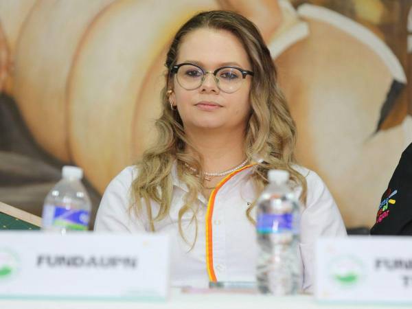 Andrea Enríquez, coordinadora de Ambiente de Fundación Terra, engalanó la actividad con su presencia.