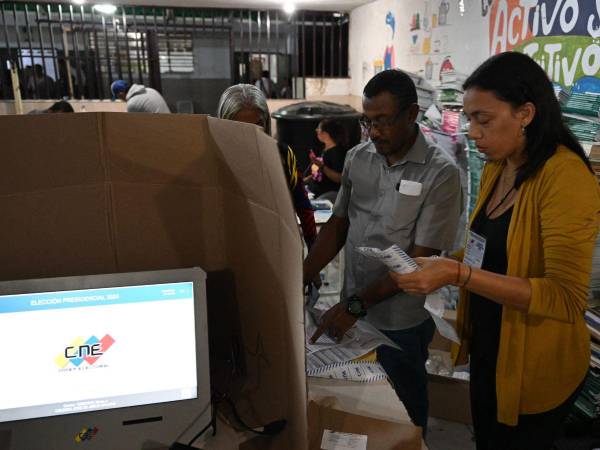 Los años se convirtieron en meses, los meses en semanas y las semanas en días; y ahora solo es cuestión de horas para conocer al ganador de las elecciones presidenciales en Venezuela con el inicio del escrutinio. A continuación, más detalles.