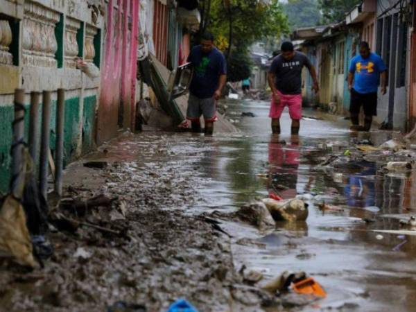 El Valle de Sula es la zona más vulnerable a inundaciones. Solo en la Rivera Hernández, unas 20 mil personas viven en zozobra por las lluvias.