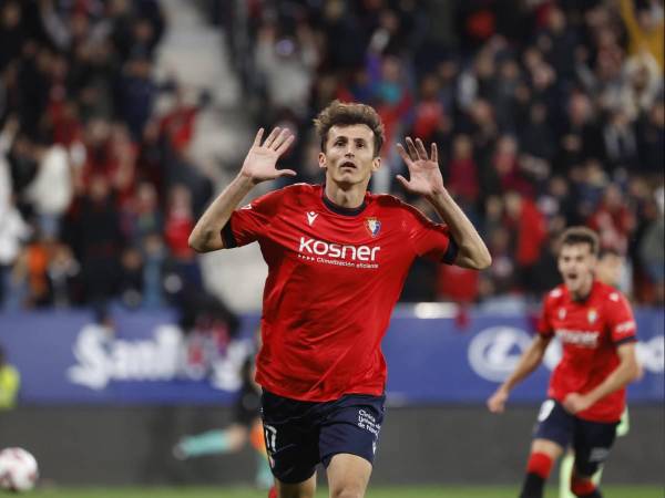 Ante Budimir anotó doblete con el Osasuna sobre el FC Barcelona por LaLiga.