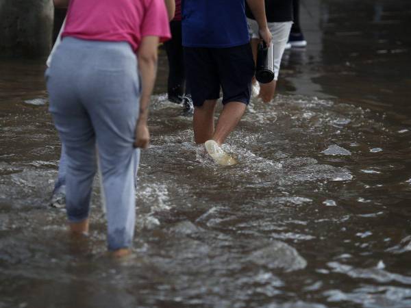 El sur de Brasil se encuentra sumido en una crisis climática sin precedentes, marcada por lluvias devastadoras que han dejado un rastro de muerte y destrucción.