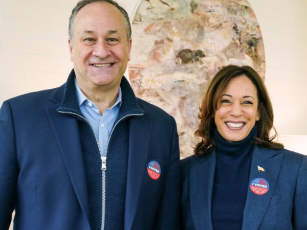 La actual vicepresidenta de Estados Unidos Kamala Harris y su esposo Douglas Emhoff se conocieron en 2013.